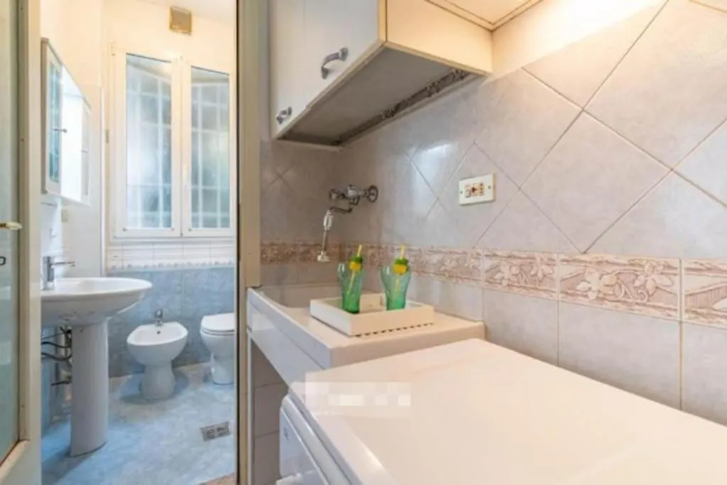 Apartment Appartamento Monolocale A Modena Italy