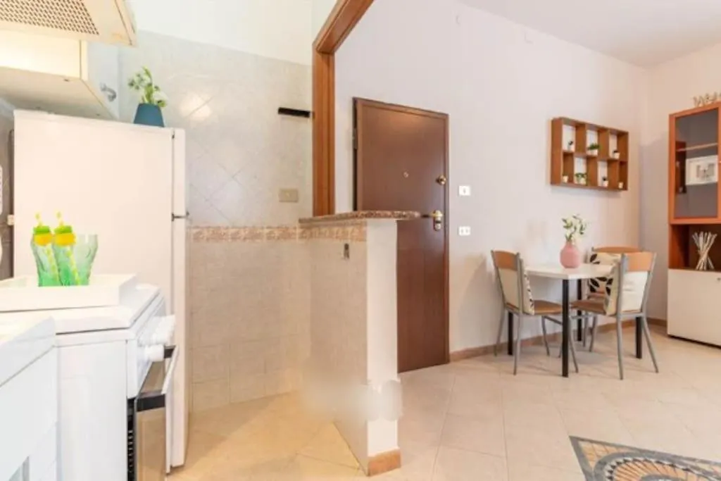 Appartamento Monolocale A Modena 0*,  Italy