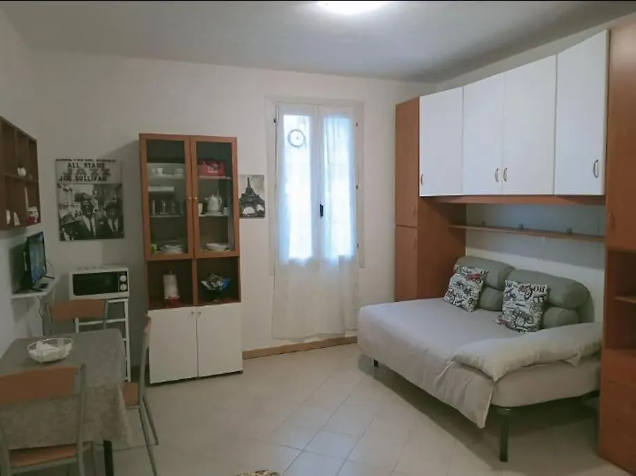 Appartamento Monolocale A Modena Apartment