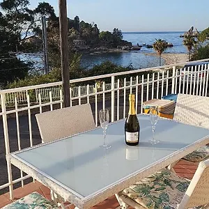 https://taormina-bellavista-apartment.taorminaitalyhotels.com